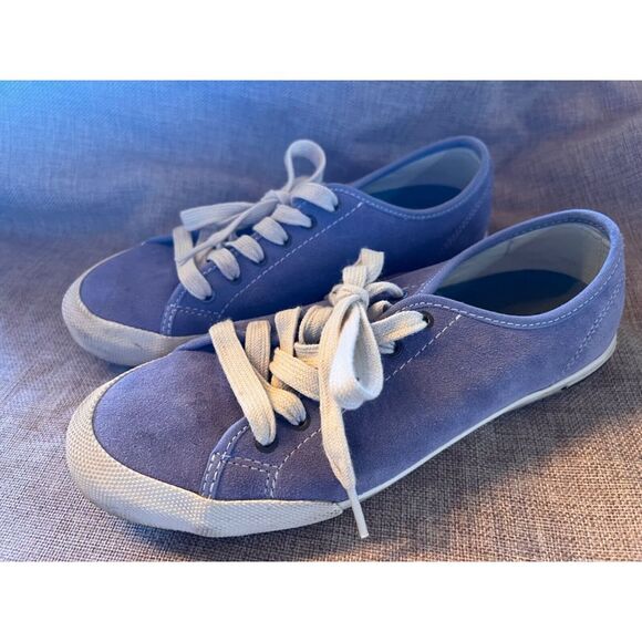 SeaVees Periwinkle Lavender Suede Sneaker Casual Shoe Women's Size 8 PreOwned VG - Picture 1 of 8